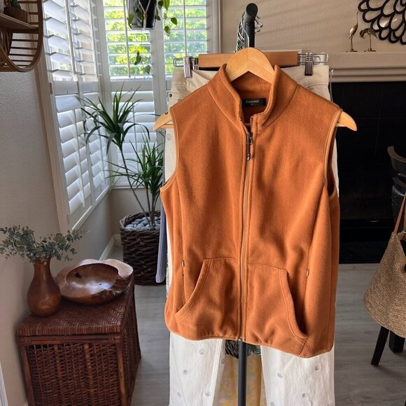 Xeoxarel Vest Womens Size Small Camel Brown Six Pocket Fleece Casual Comfy - Picture 14 of 14